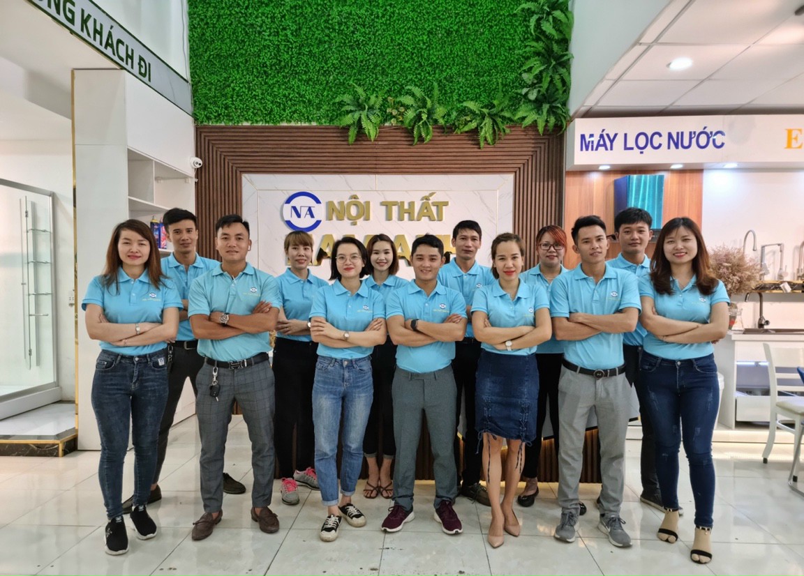 Đội ngũ chuyên viên tư vấn dày dặn kinh nghiệm của Bếp Nam Anh