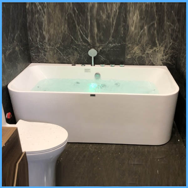 Bồn tắm DRW DR8030