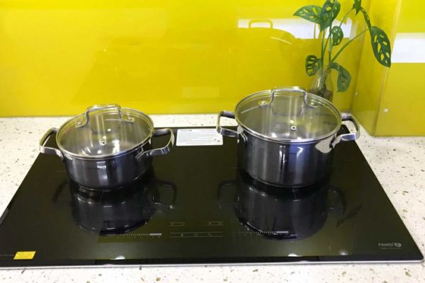 Bếp từ Đức