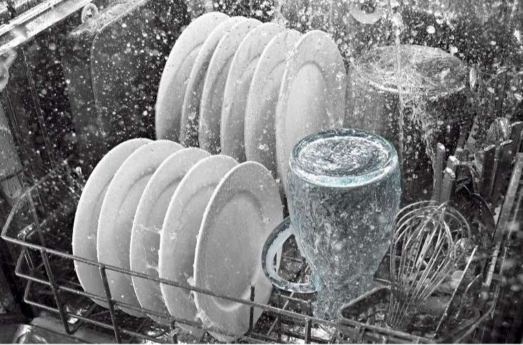 Tiết kiệm nước khi sử dụng máy rửa bát