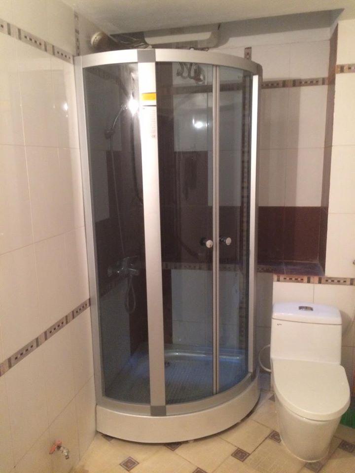Mua bồn tắm đứng loại nào tốt