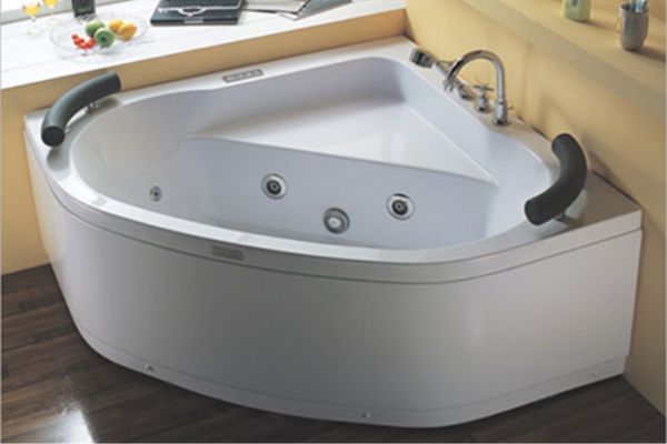 Bồn tắm góc Toto