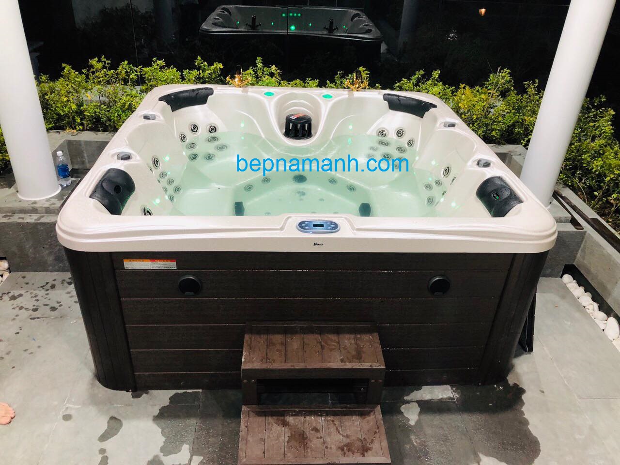 bon-tam-massage-jacuzzi-monaco