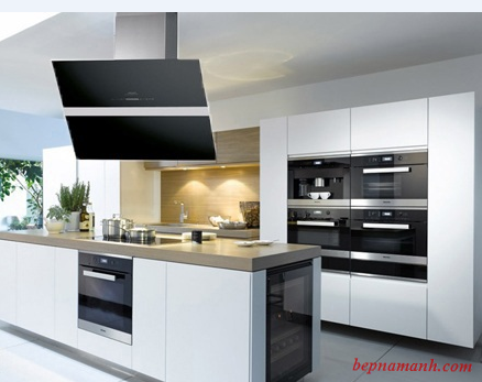 Máy hút mùi Munchen có phải hàng Trung Quốc không