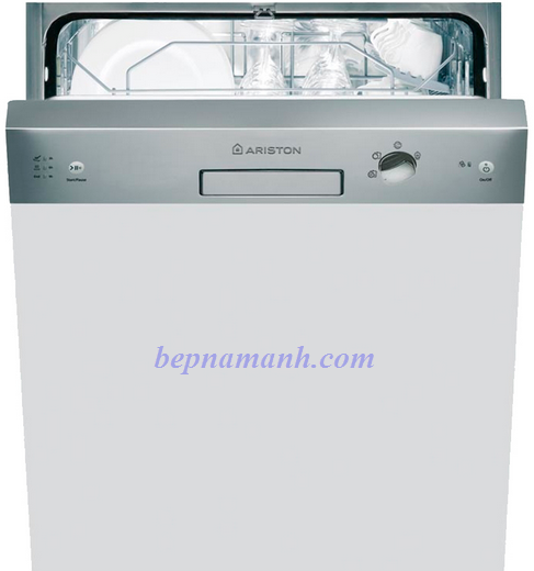Máy rửa bát Ariston LSF114IX